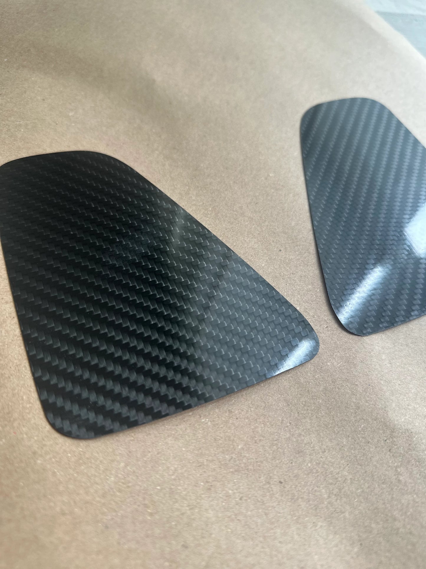 Rear light inlay 595 - Real Carbon