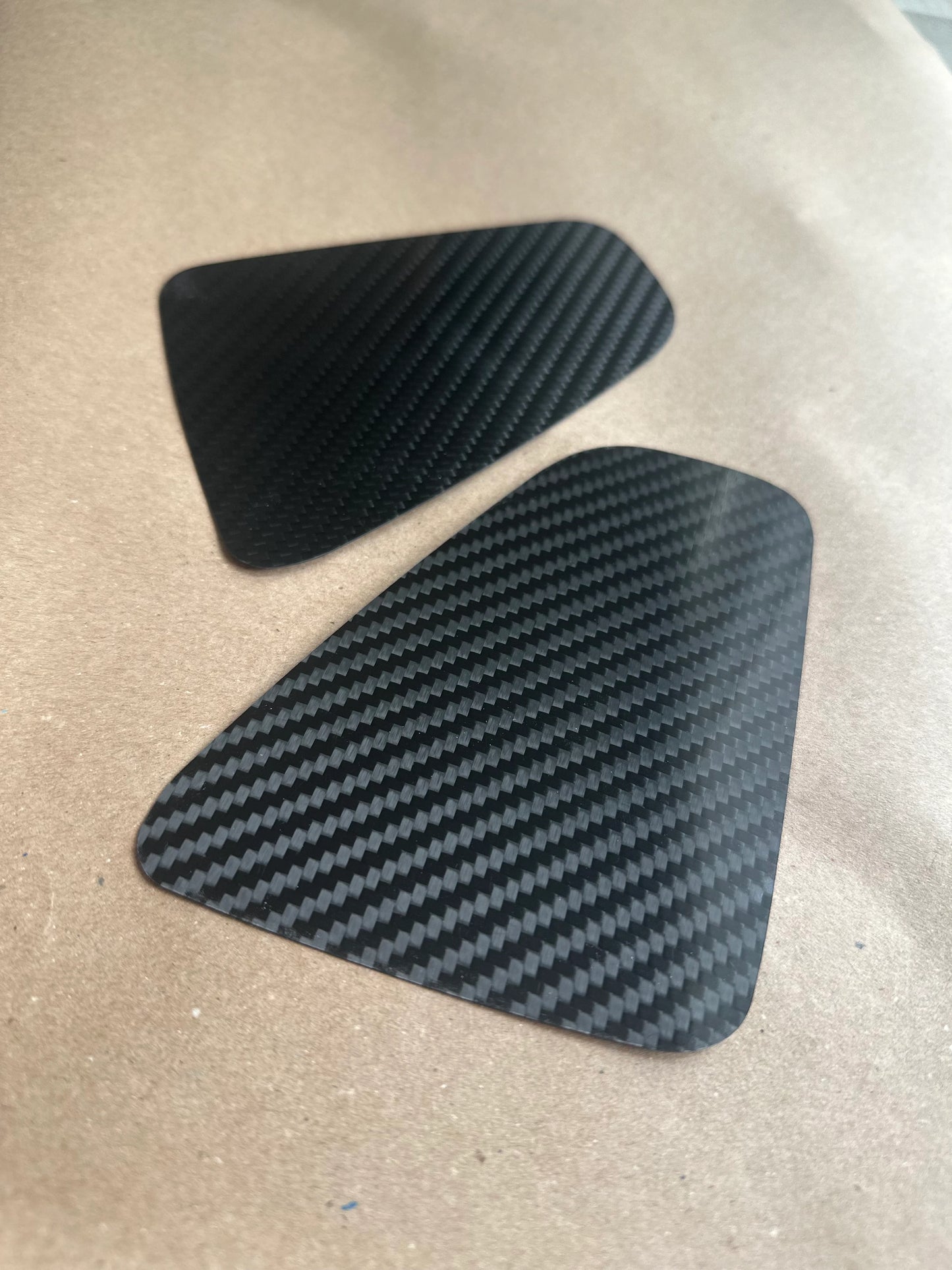 Rear light inlay 595 - Real Carbon